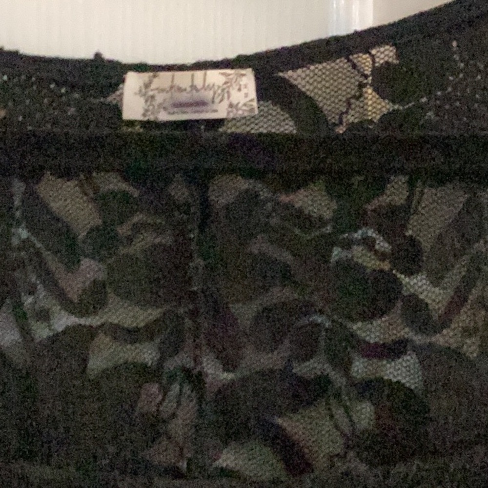 Free People Black Lace Top w/ Puffed Sleeves - Picture 4 of 8